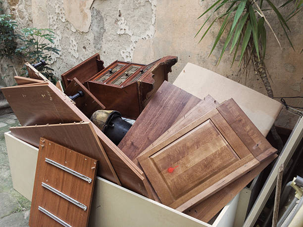 Best Junk Hauling Services  in Milan, OH